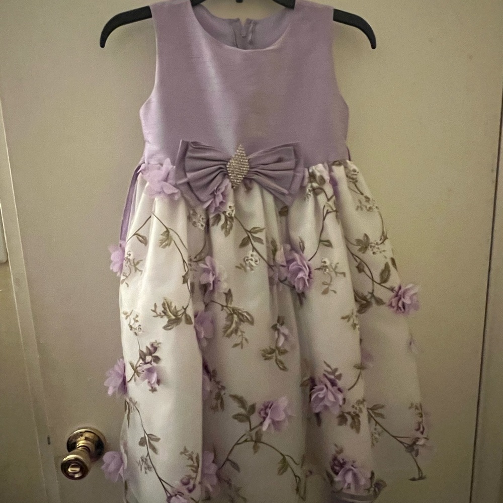 Lavender flower Easter dress (size 4)